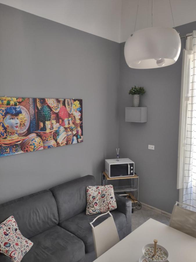 Central Apartment A Due Passi Dal Porto Palermo Exterior photo