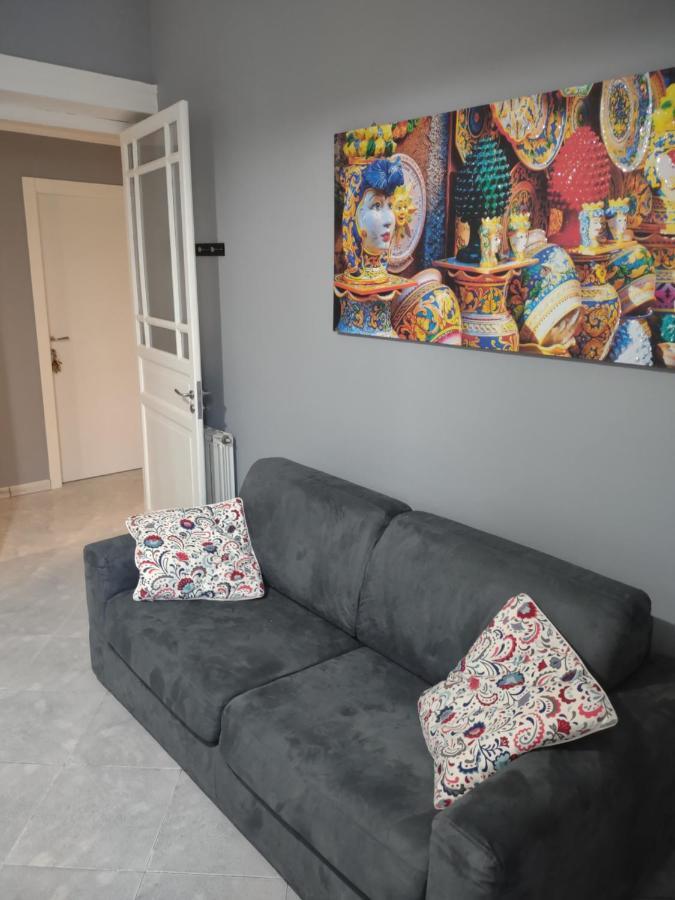 Central Apartment A Due Passi Dal Porto Palermo Exterior photo